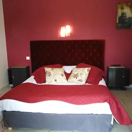 Lx Hotel *