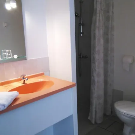 Lx Hotel *